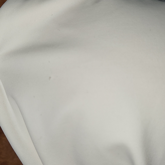 Worn Once! HOLLISTER CUT-OUT ONE PIECE SWIMSUIT - Picture 10 of 10